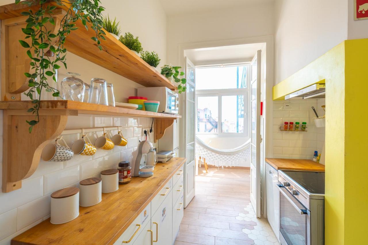 Wanderful Home - Travel Themed Apartment Lisboa Extérieur photo